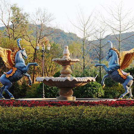 Chimelong Circus Hotel Csuhaj Kültér fotó