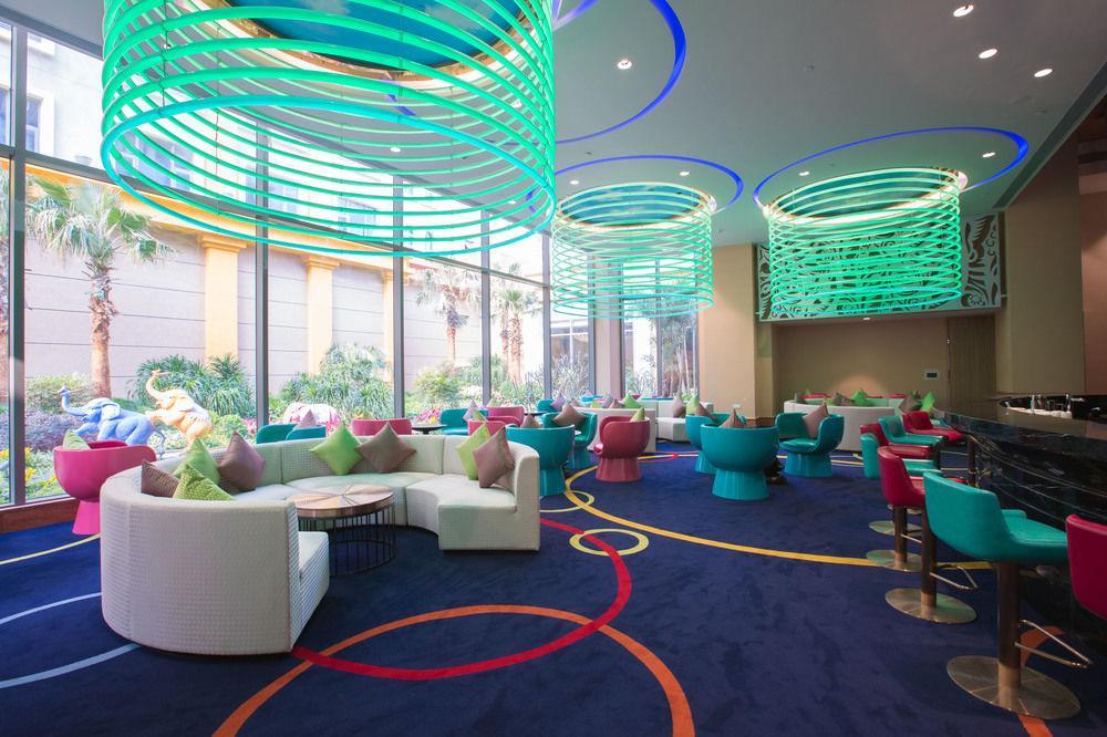 Chimelong Circus Hotel Csuhaj Kültér fotó